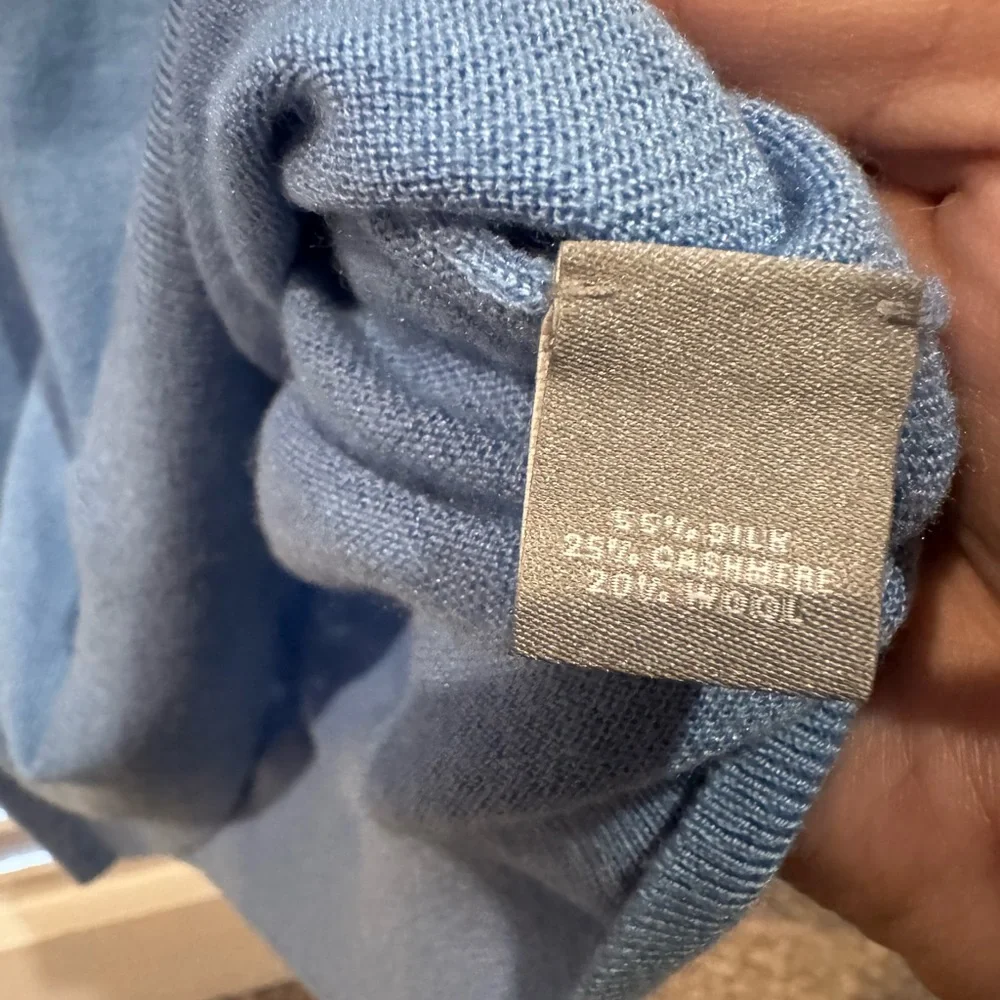 Neiman Marcus Cashmere Collection Silk Blend Ruffle Sleeve Top Size M Blue - Picture 4 of 5